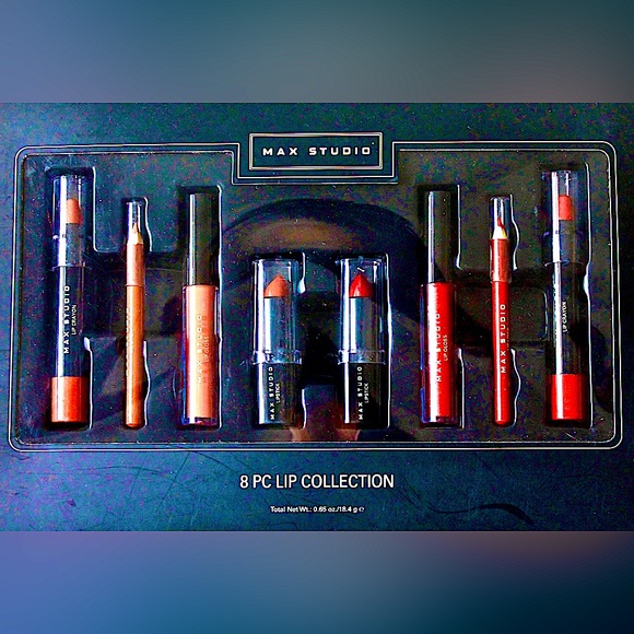 MAX STUDIO 8 PIECE LIP COLLECTION GLOSS CRAYON STICK LINERS DESIGNED USA - Picture 2 of 6